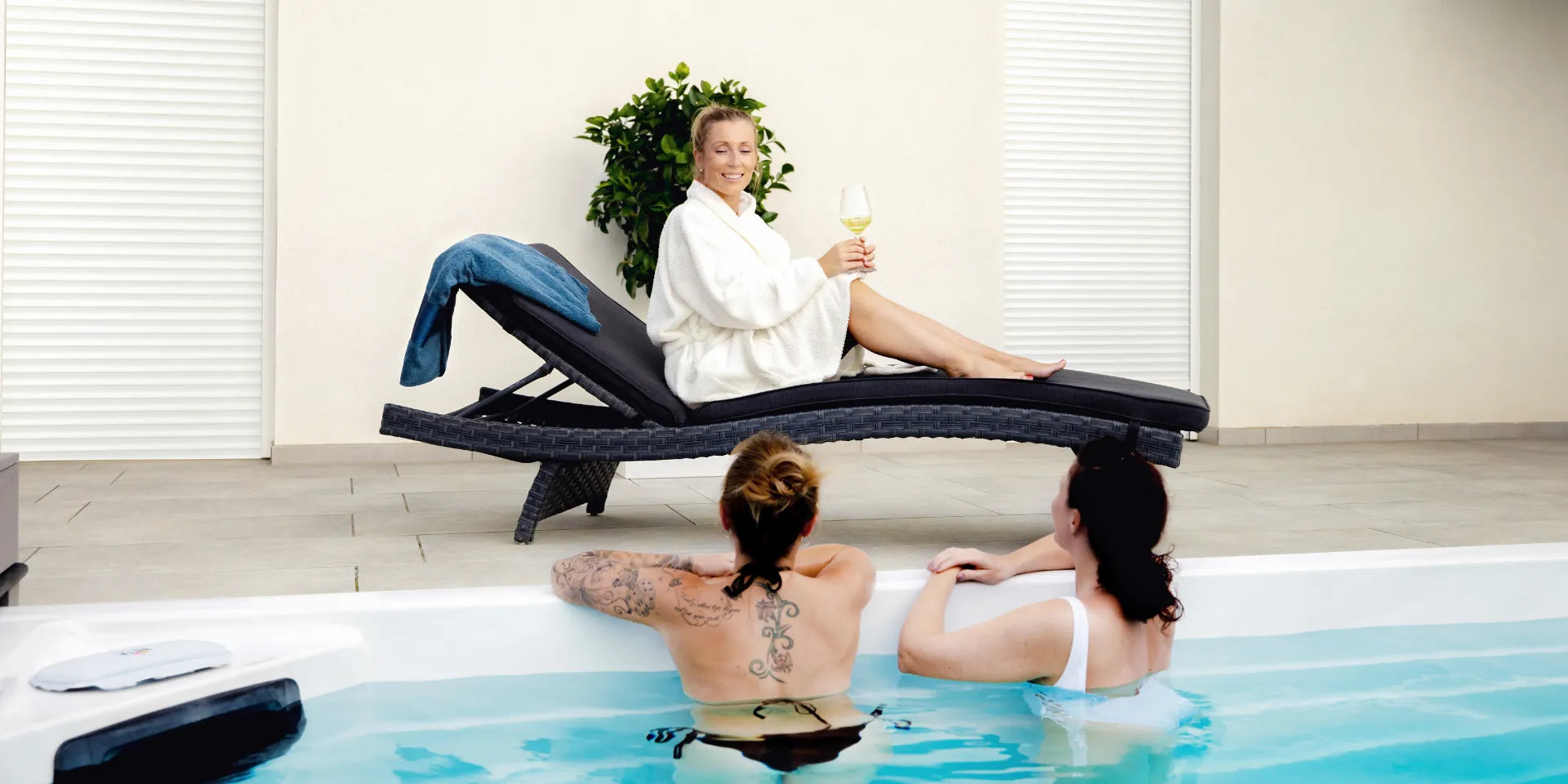 Improve Your Wellness Experience with the Easy Life 8.0 Duo: An Oasis Swim Spa in Perth